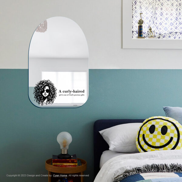 آینه سایان هوم مدل Angel's Gift روی دیوار